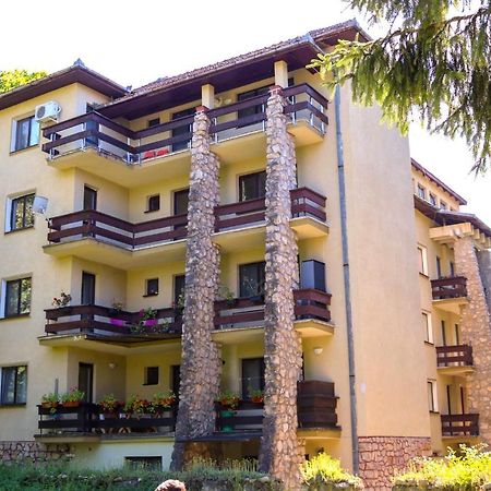 Apartament Iulia Feredőgyógy Kültér fotó